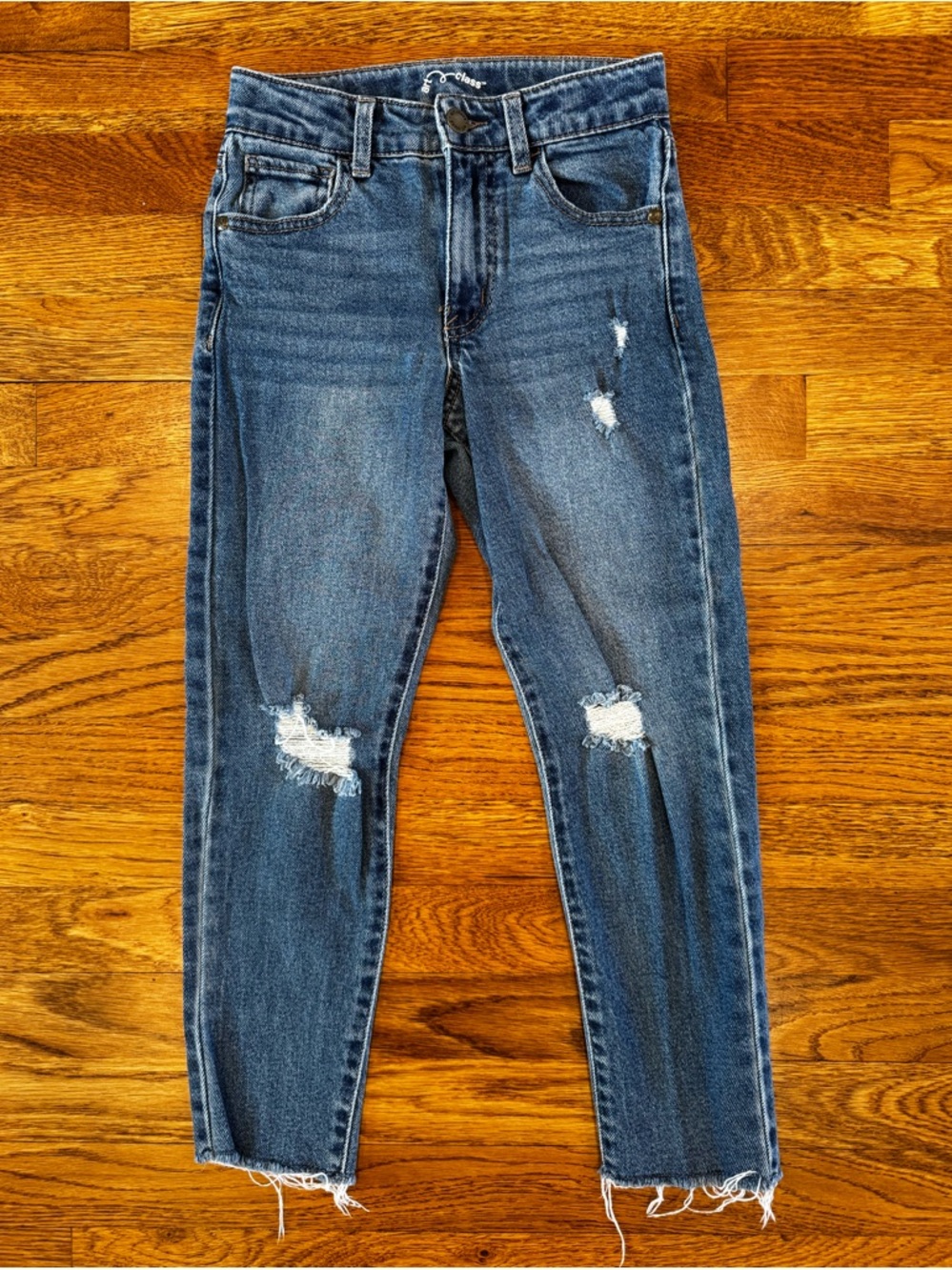 Art Class brand Girlfriend Style Distressed Blue Jeans - Great Cond. - Size 8